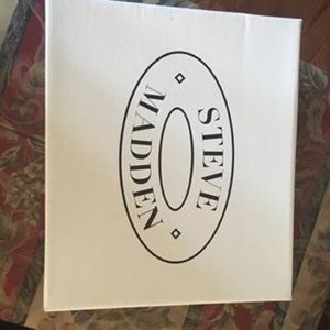 Steve Madden Black Suede Ankle Boots Size 10